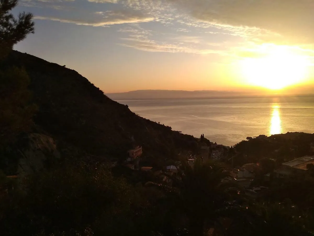 Villa Zen Taormina 0*,  Italy